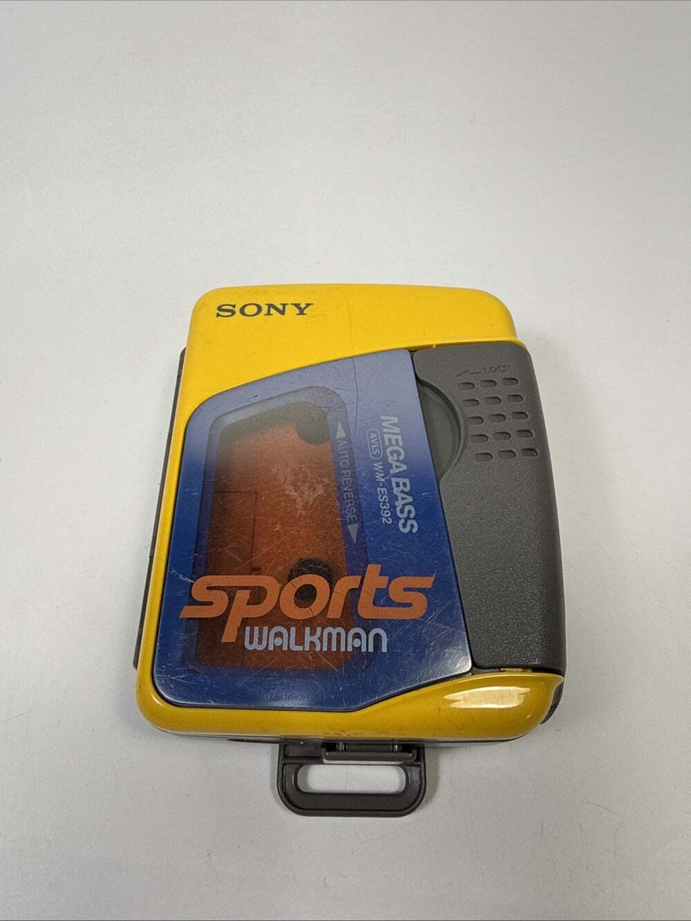 Vintage Sony Sports WALKMAN Mega Bass Cassette Player WM-ES392 TESTED - WORKS